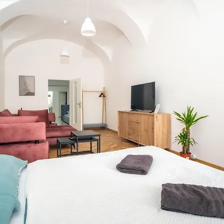 Luxapart Iii Beautiful Views With Breakfast * 科希策