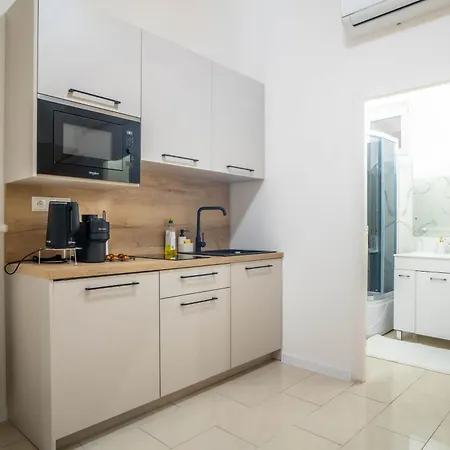 Luxapart Iii Beautiful Views With Breakfast 科希策