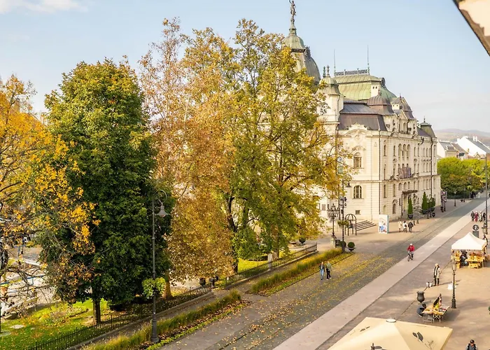 Appartement Luxapart Iii Beautiful Views With Breakfast Option